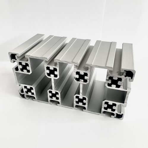 Strebenprofil 100x200mm Nut 10