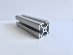 Strebenprofil 30x30mm Nut 6I 2NVS